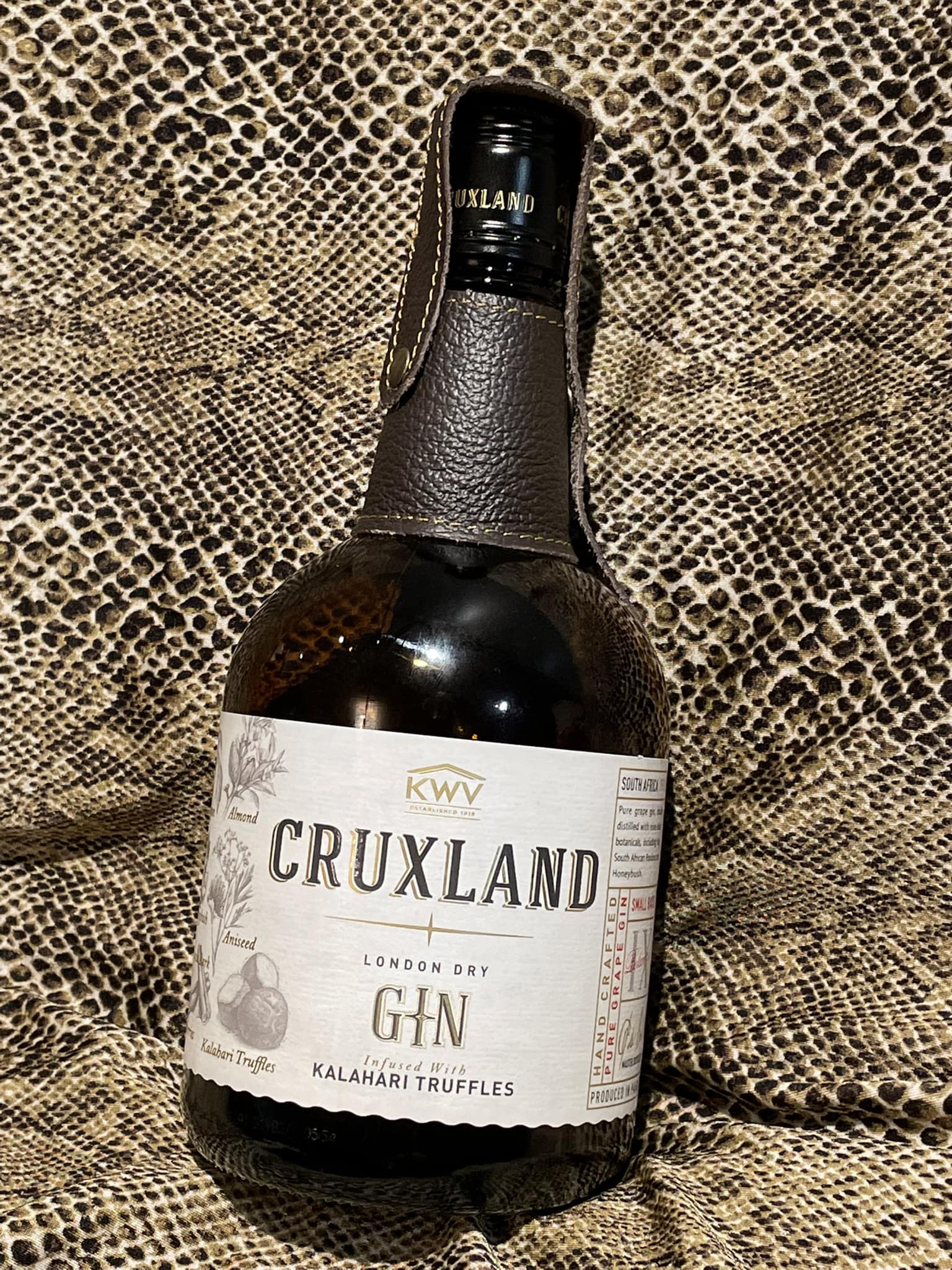 Cruxland London Dry Gin